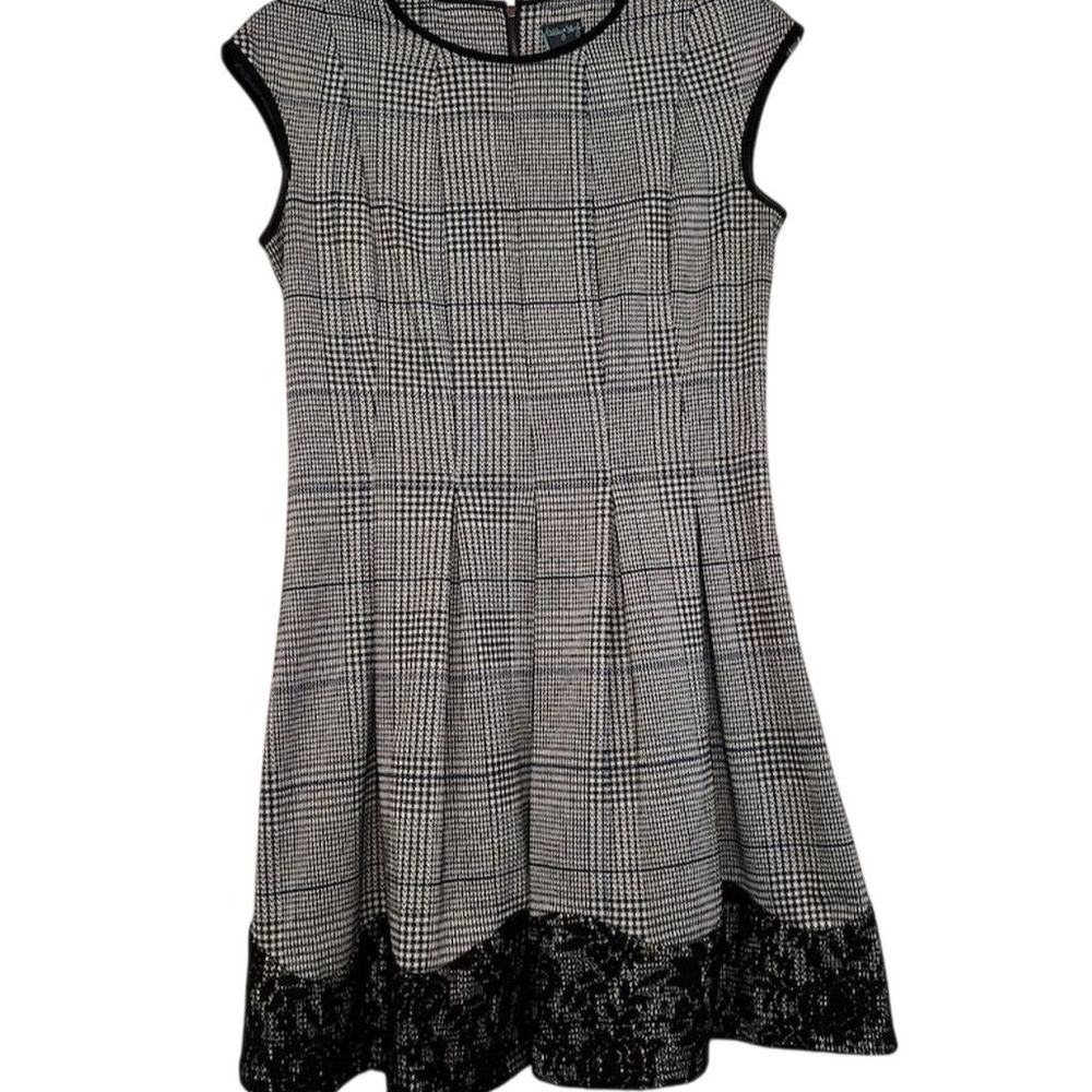Gabby Skye Women's 8 Houndstooth Plaid A-Line Dress Black Knee Length steampunk